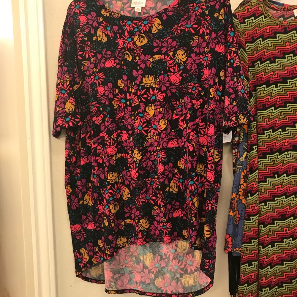 Lularoe Irma Xs